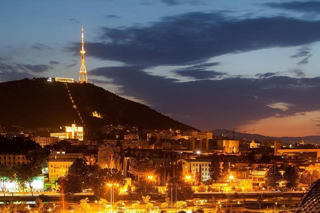georgi apartament 2 Appartement Tbilisi Buitenkant foto